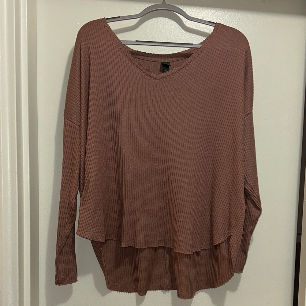 Wild Fable Women's Ribbed mauve pink vneck long sleeve shirt